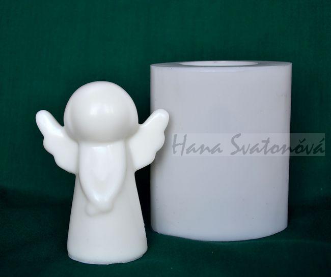 Andělíček široký zlatý - výška 9cm