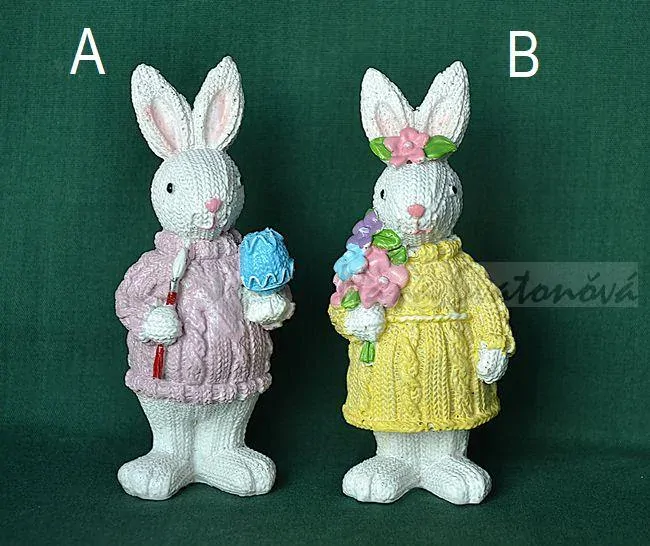Zajíček pletený s vajíčkem - výška 10,5cm