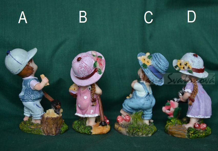 Zahradníci, kluk s rýčem - výška 9,5cm