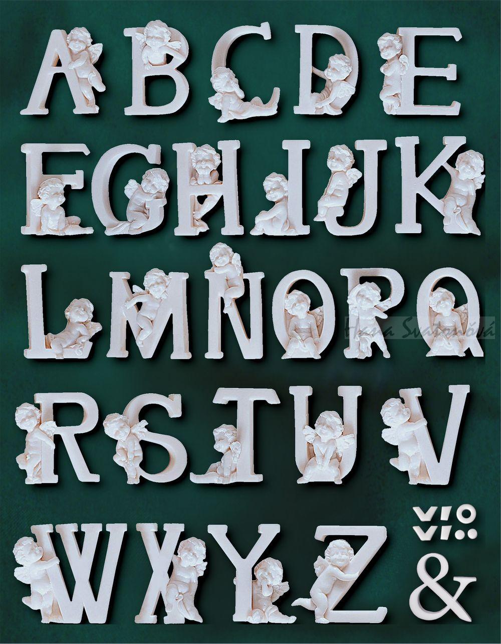 Písmeno I s andělíčkem, výška 7,5 cm, tl. 1,5cm