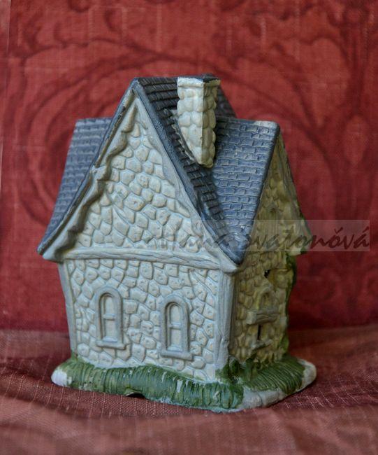 Chaloupka l - výška 10,5cm