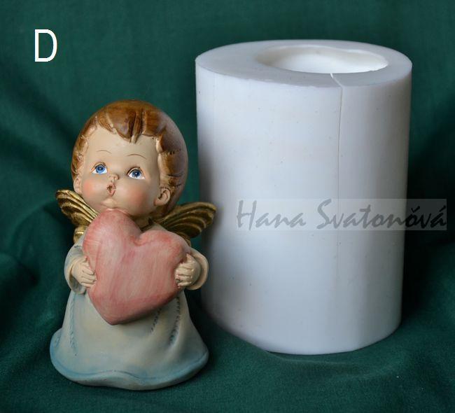 Andělíček buclatý se srdíčkem - výška 10cm