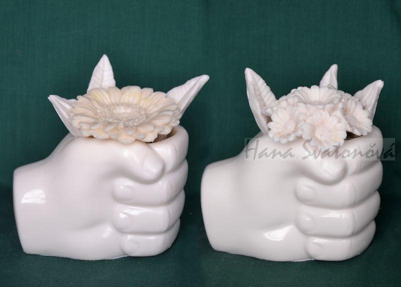 Ruce vysoké, velikost 12x8,5x9cm